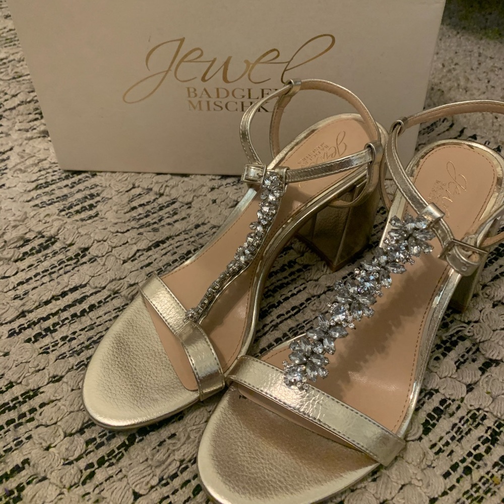 Brand new women’s heels